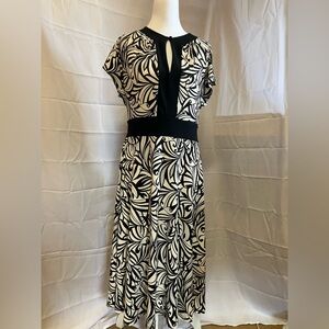 Chic Black and White Patterned Dress